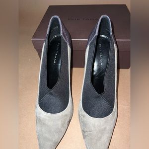 ELIE TAHARI Alexis Pumps black and taupe